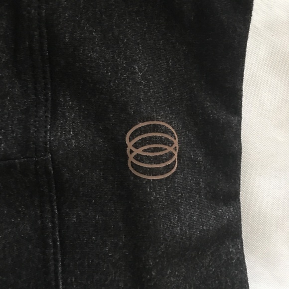 Balance Collection - Yoga pants - Picture 6 of 8